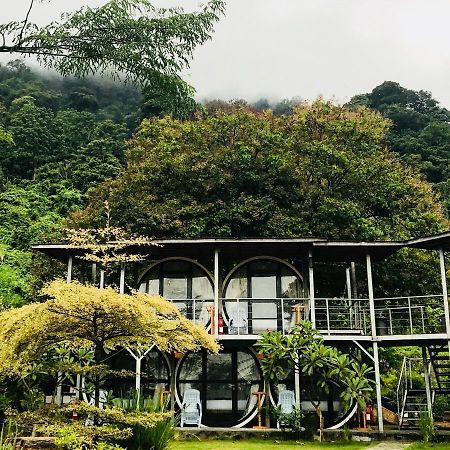 Hotel Go Deeper Tioman Exteriér fotografie